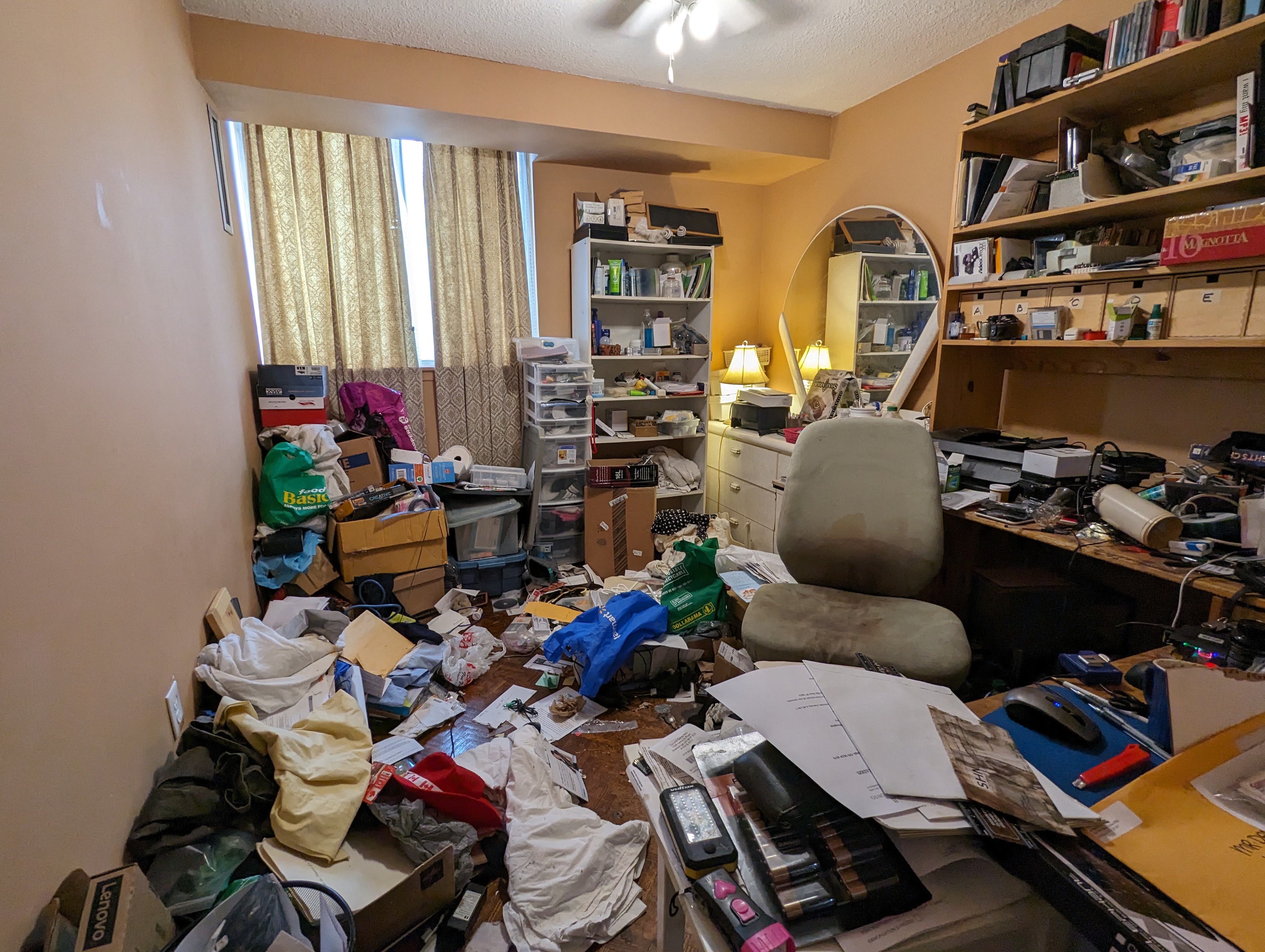 hoarder's office space